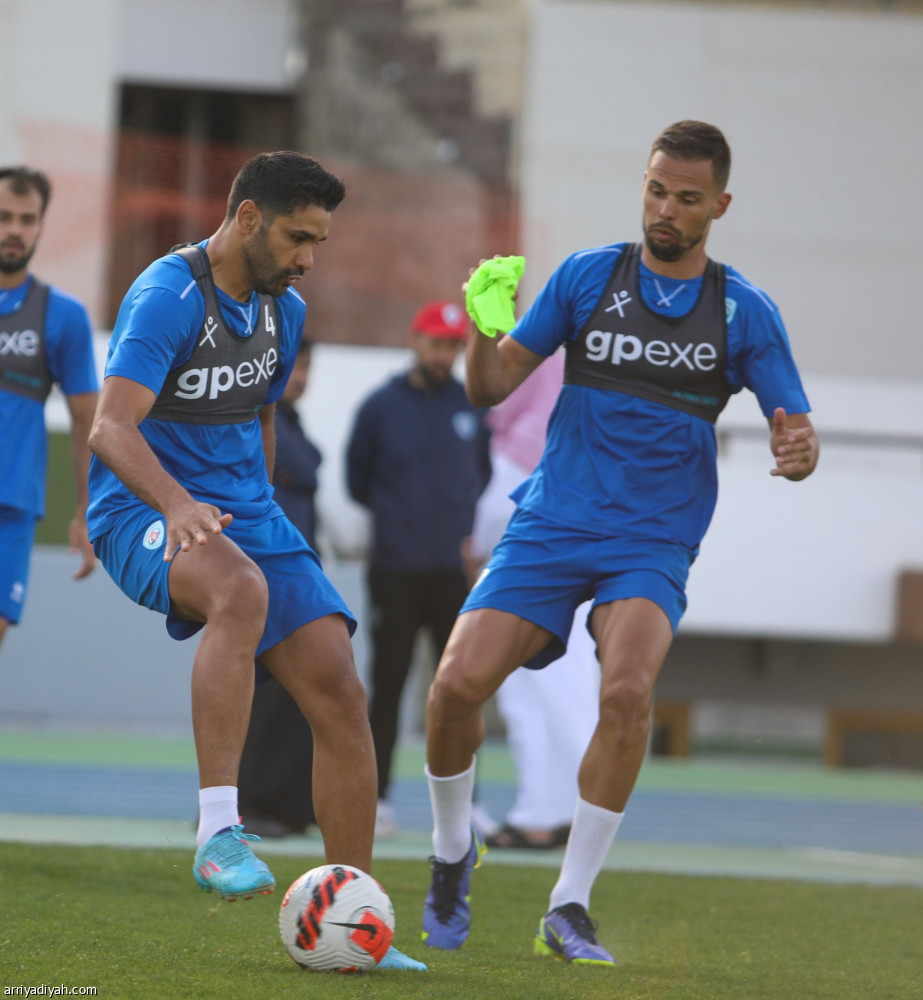 سيفيلا يعالج أخطاء أبها