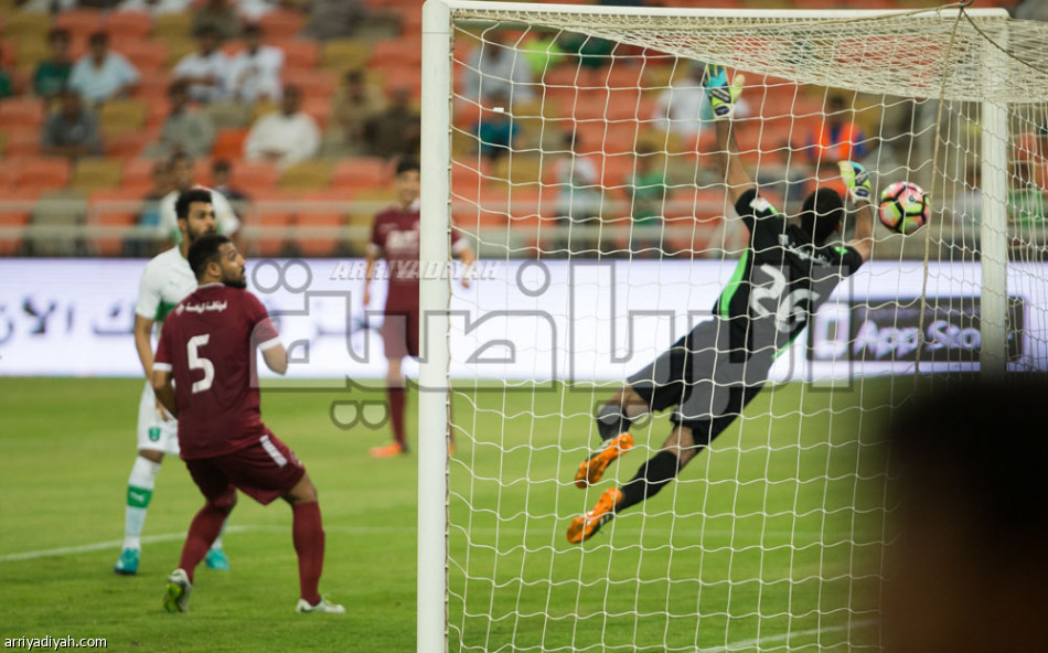 الأهلي يقلب الطاولة على الفيصلي بثنائية بلغيث وعسيري