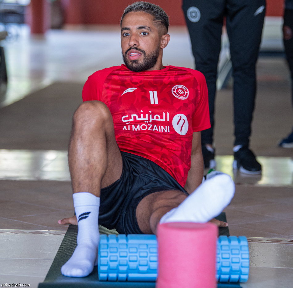 الشباب ينطلق في ماربيا.. و«كورونا» يغيب سيونج