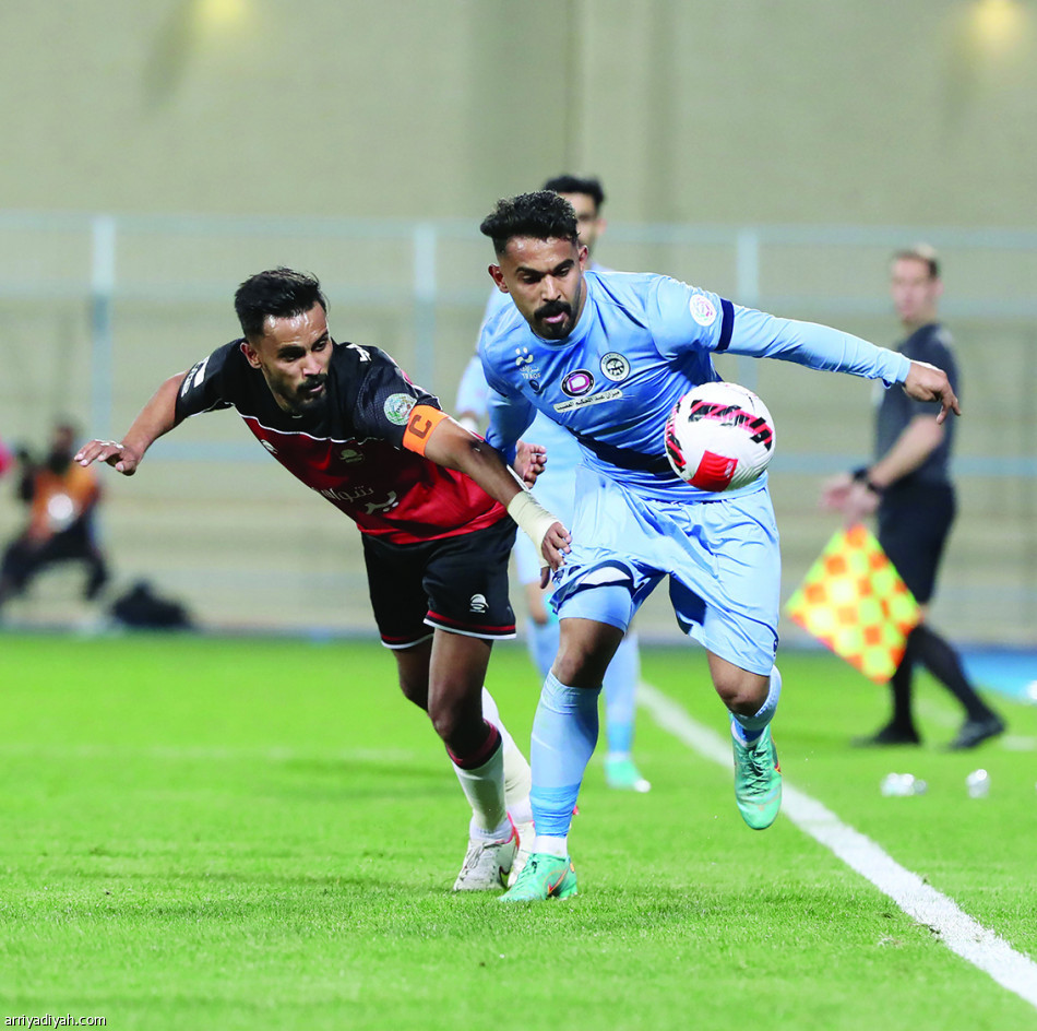 الباطن
يحتفل بعد خسارتين