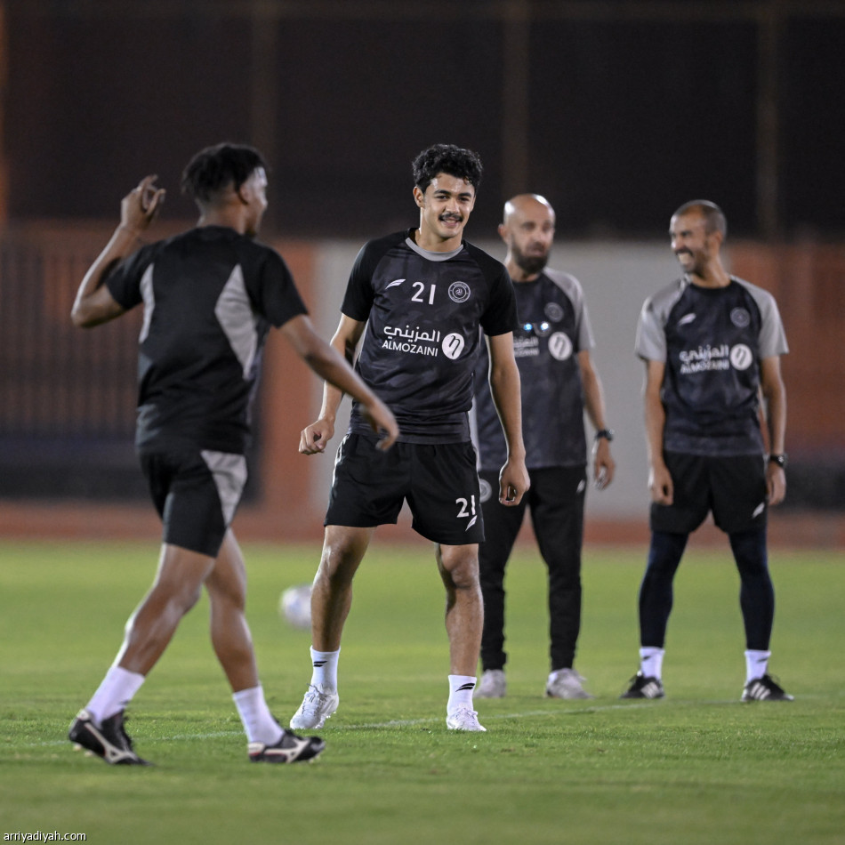 الشباب يبدأ تحضيرات الفيحاء