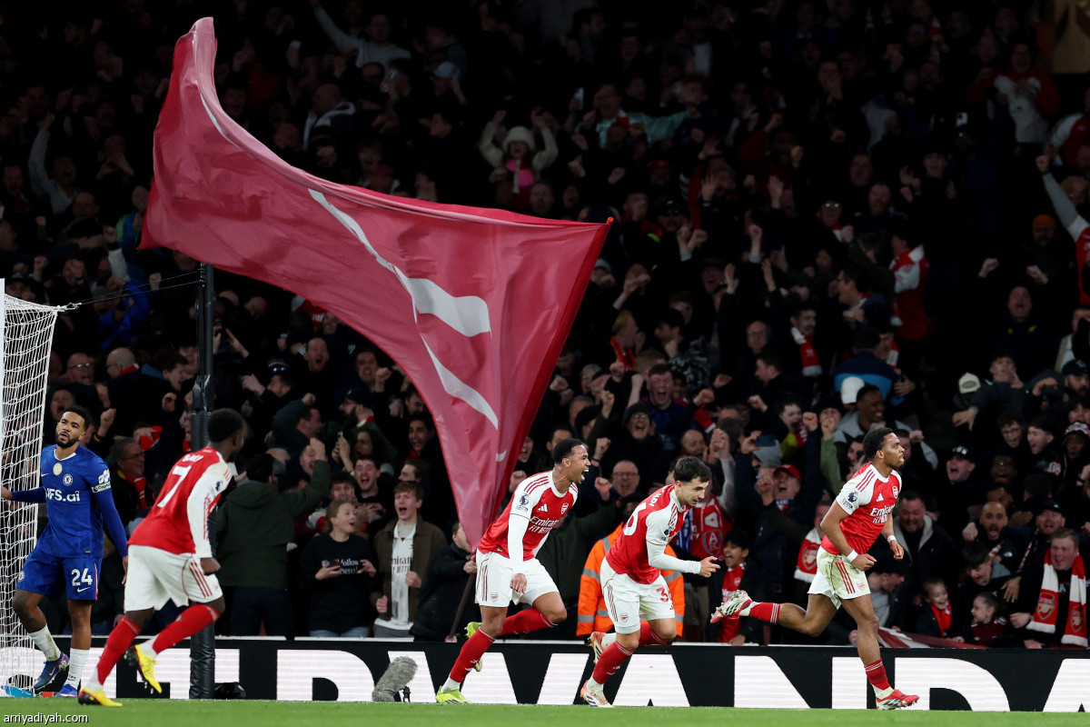 ديربي لندن.. أحمر