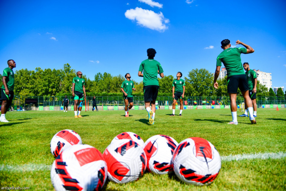 الأخضر الأولمبي يفتح ملف الجزائر