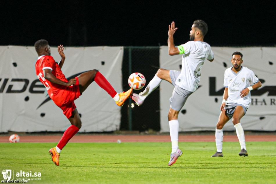 الطائي يكسب تجريبية الخلود