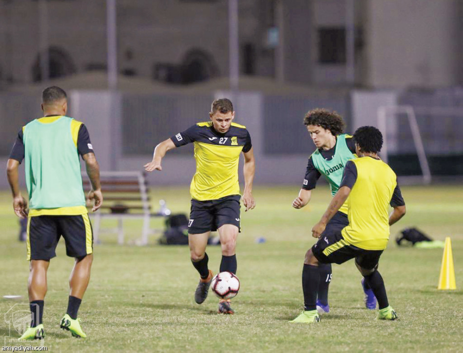 اتحاد
بيليتش يستنجد بالشباب