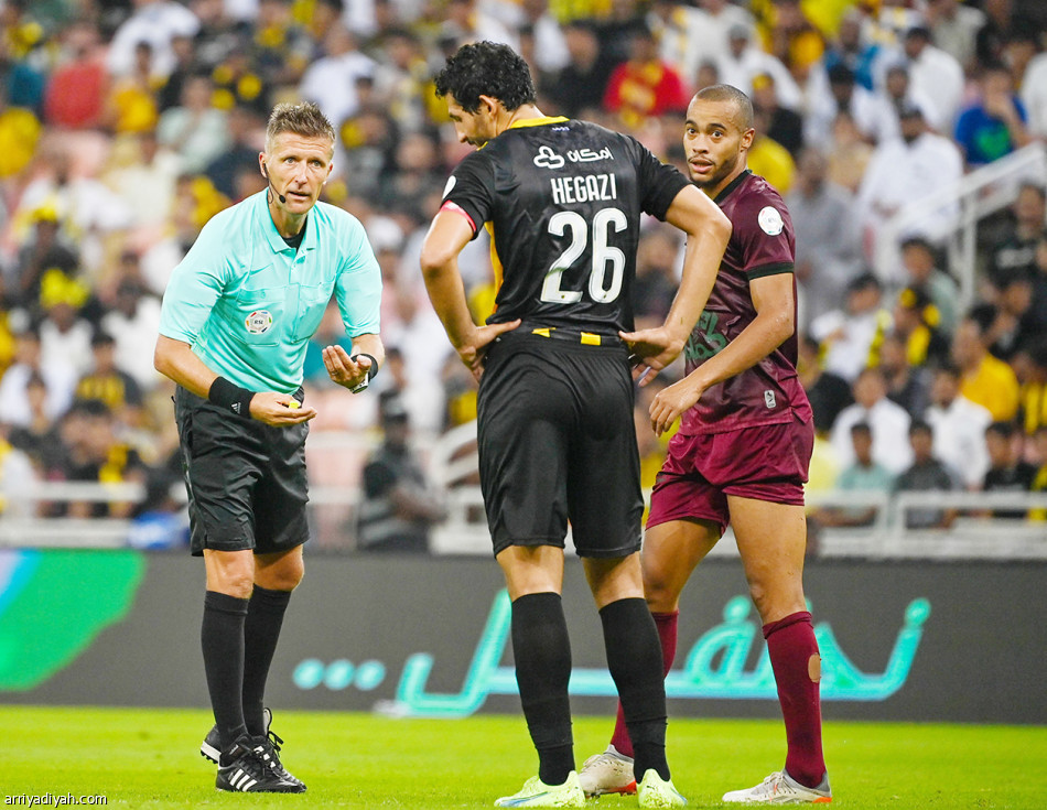 بـ 15 فوزا.. 
الموسم الجاري.. قياسي