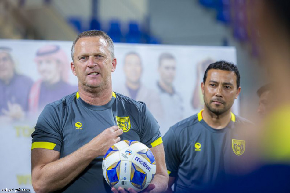 6 قادوا 
السكري آسيويّا