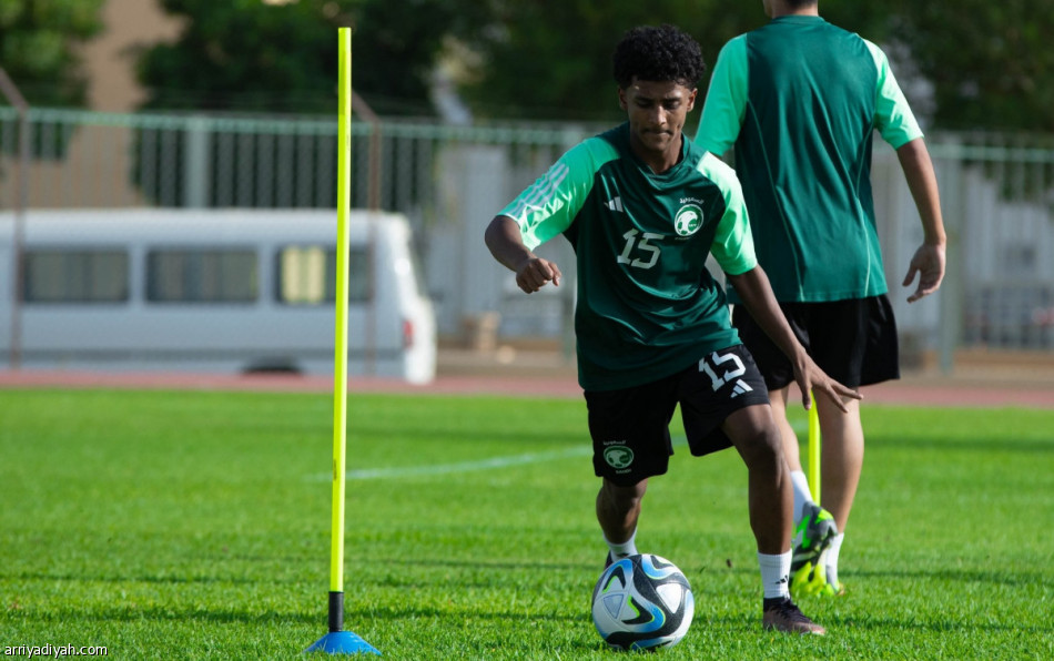 «أخضر 16».. سالينت يفرض مناورة مصغّرة