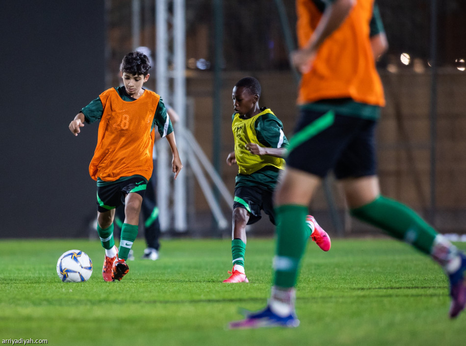 «أخضر البراعم» يدشن معسكر الرياض