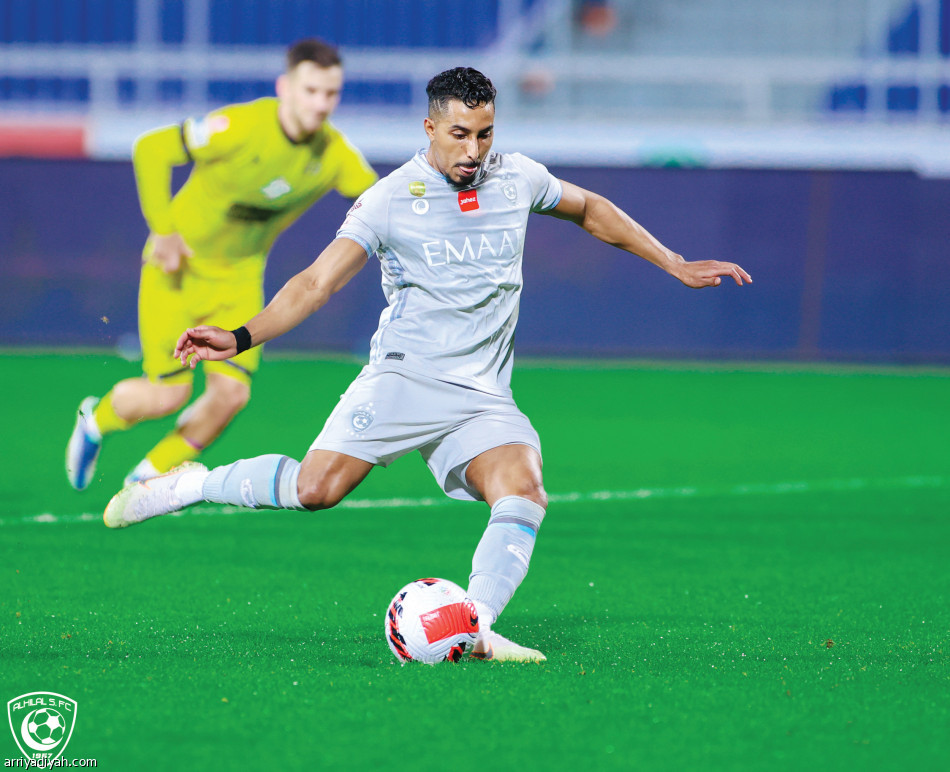 الهلال
يسجل العودة الخامسة