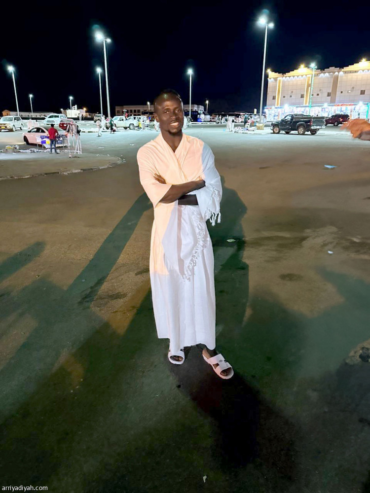 رأسية الدون
تنقذ النصر