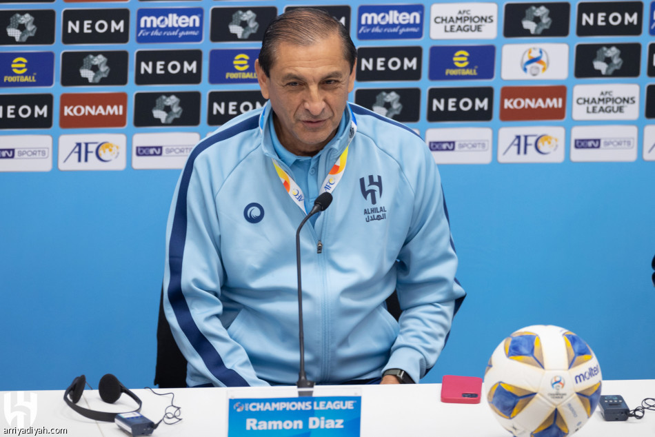 «فيديو»
يحدد 
أجانب
الهلال