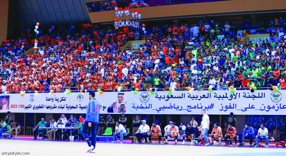 النور .. يتزعم دوري ممتاز اليد