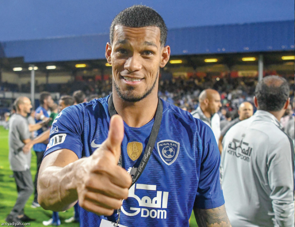 في لندن.. الهلال يسطع