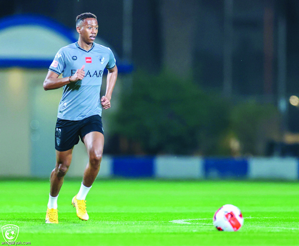 دياز يخطط على القياسي