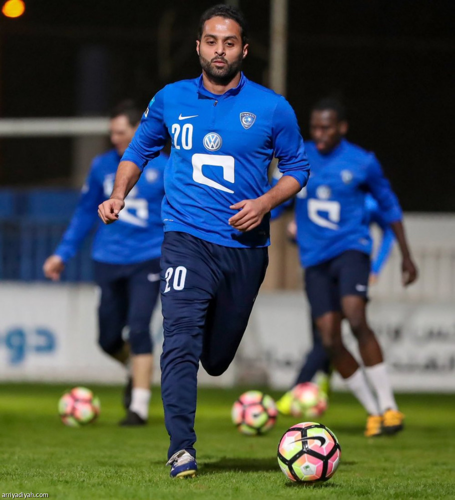 العابد يدعم الهلال قبل التعاون