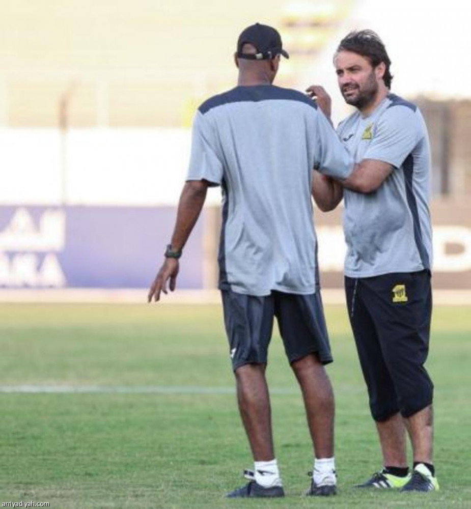 تمارين الاتحاد تشهد غياب عكايشي وكهربا