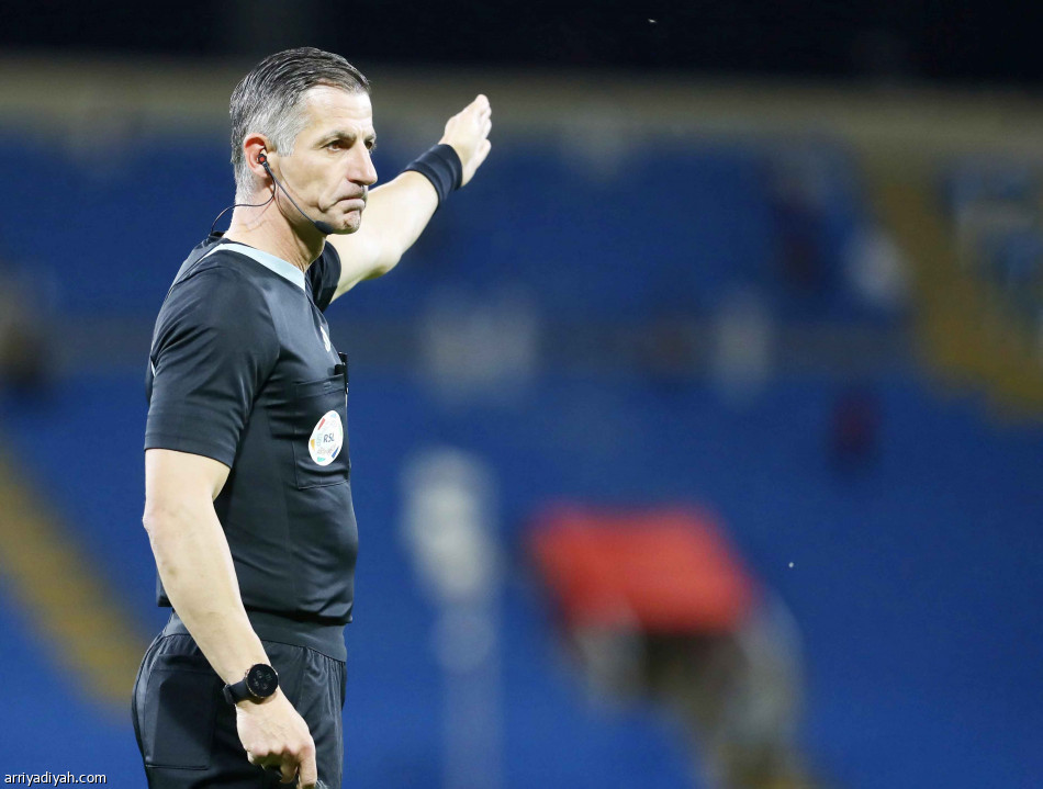 المرة الثالثة.. 
التعاون يقلبها
على الرائد