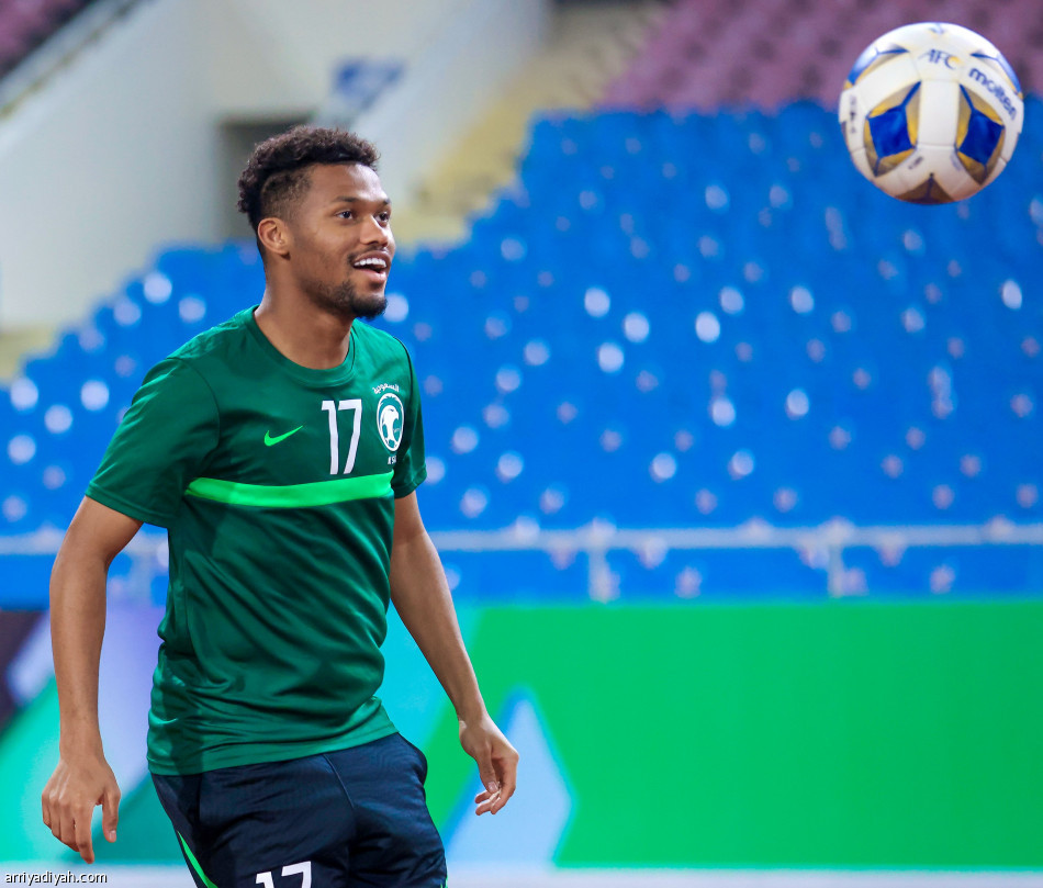 الأخضر.. تحفيز قبل فيتنام