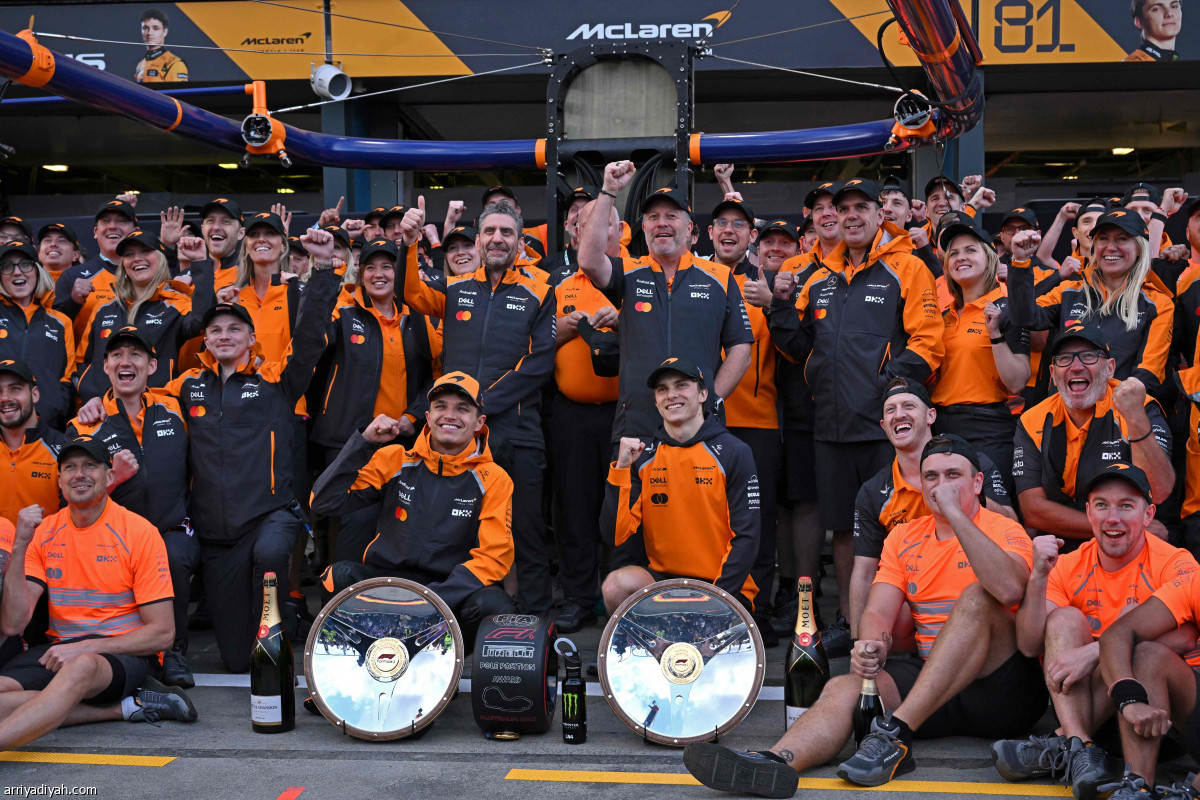 نوريس يتفوق