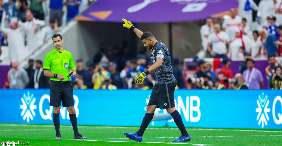 بكأس «لوسيل».. 
هلال دياز.. 4 بطولات