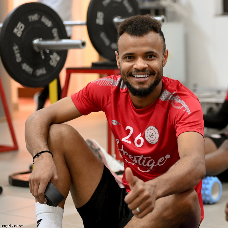 الشباب  يكثف  علاج  المصابين