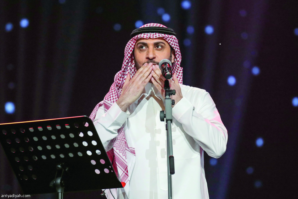محمد عبده يضع الرياض على ناصية الطرب