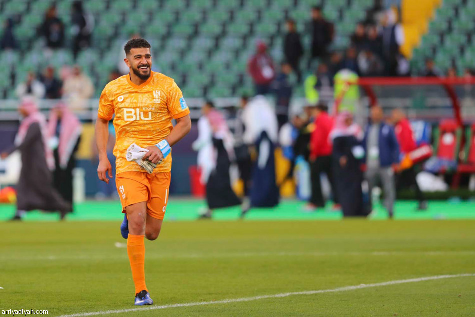 بروفة القمة.. 
دفاع وكرات 
متحركة