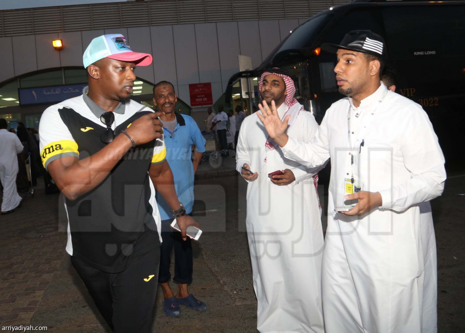 الاتحاد يصل إلى جدة.. والحائلي يناقش سييرا