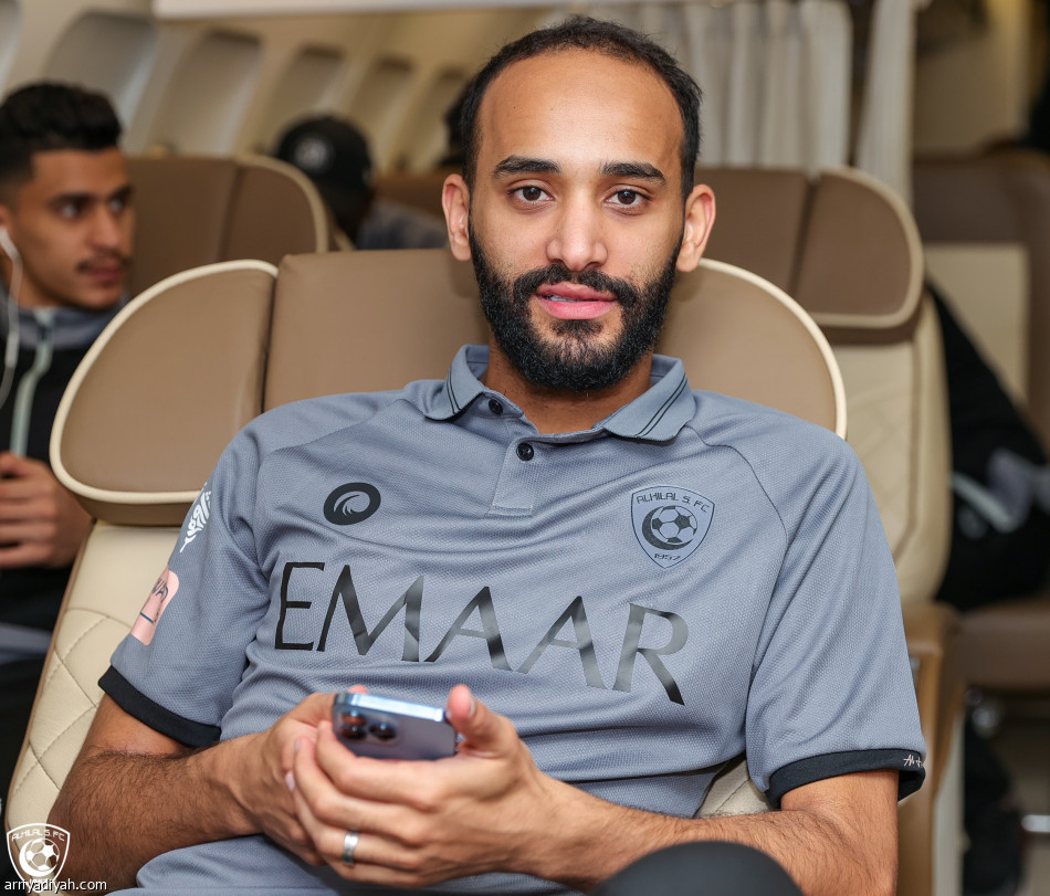 الفرج وسالم والشهراني خارج قائمة الهلال