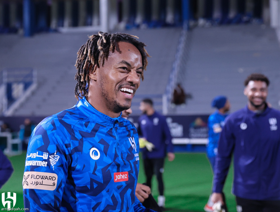 الهلال يفقد إيجالو أمام الرائد والعدالة