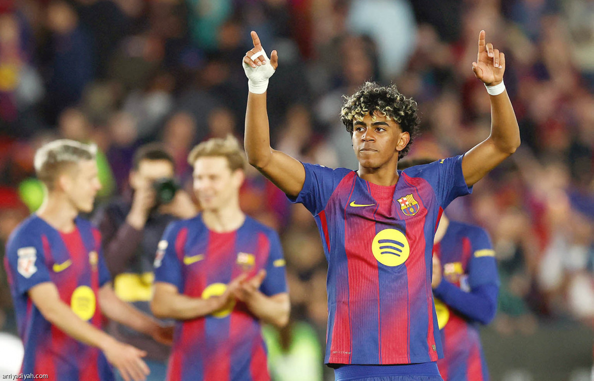 برشلونة يوسع الفارق