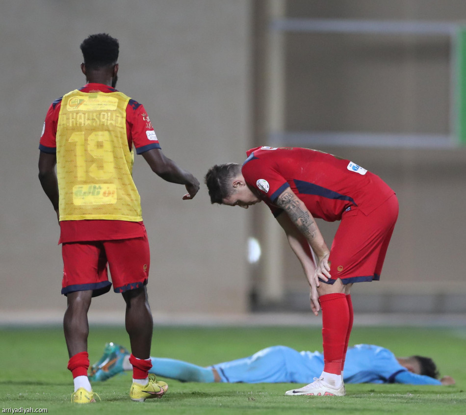 ثنائية المزيريب تمنح الباطن النقطة الأولى