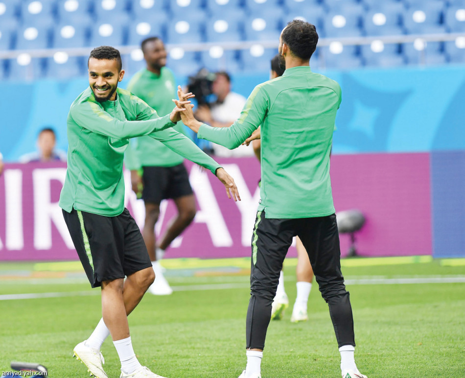 الأخضر
يعتمد سلاح التسديد