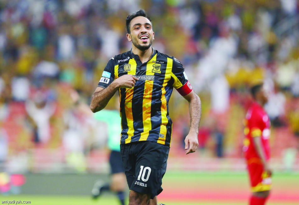 الاتحاد يجمد القادسية برباعية