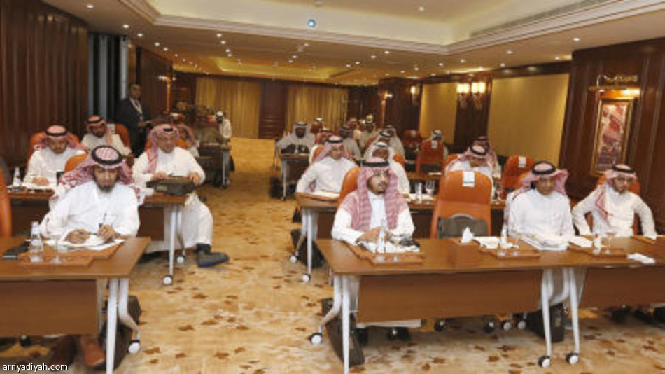الضبعان يفتتح دورة إعداد محكم منازعات رياضية
