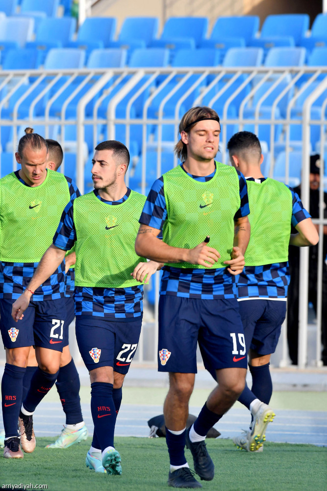 بعد 343 يوما..
الأخضر في قطر