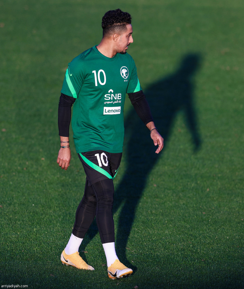 الأخضر يرفع تحضيراته للكنغر