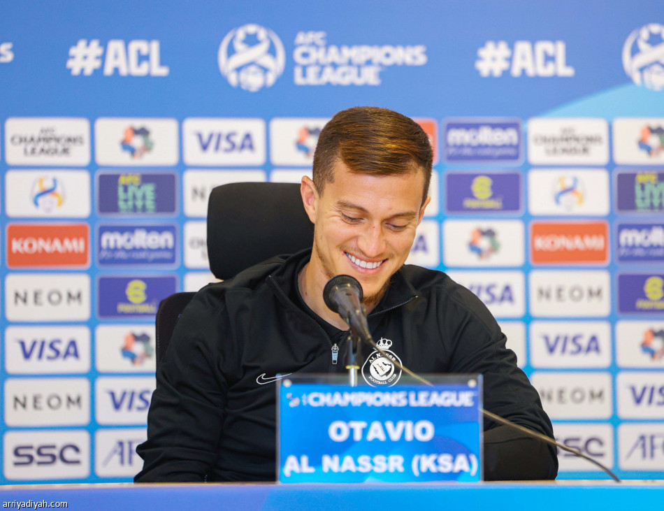 النصر 
يحوّل يحيى ظهيرا