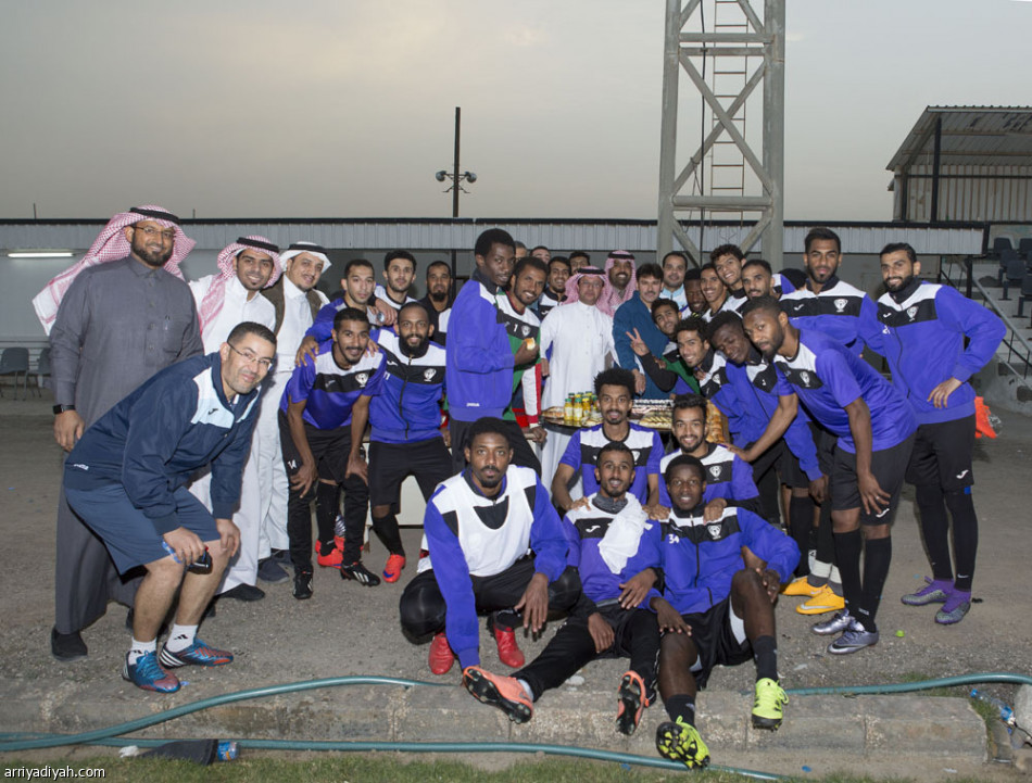 هجر ينهي ارتباطه بالمدرب ماجد الطفيل