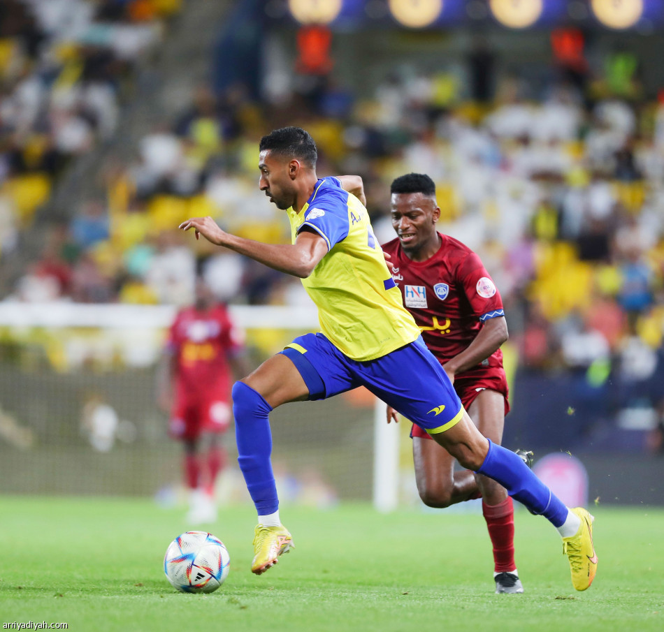 قذيفة الدون.. 
تكسر رقم مانشستر