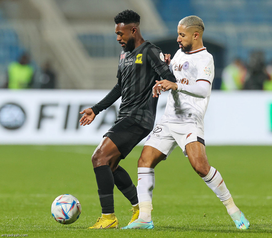 أمام جروهي..
جونيور.. 7 إحباطات