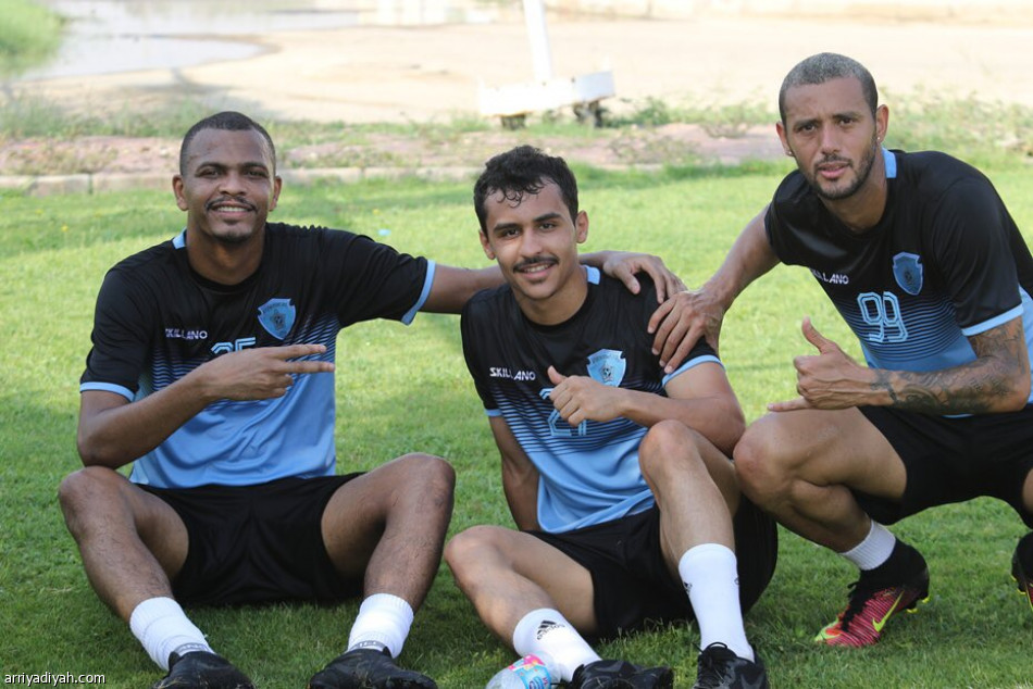 تدريبات خفيفة للاعبي الباطن في القاهرة