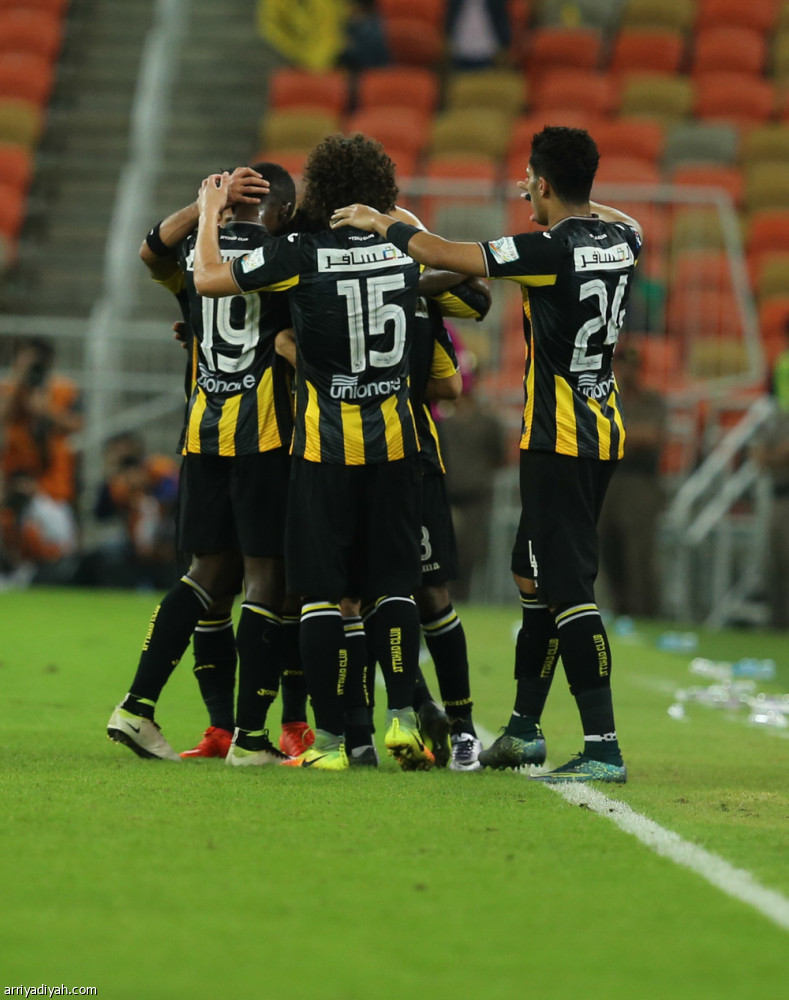 الخليج يفرمل انتصارات الاتحاد