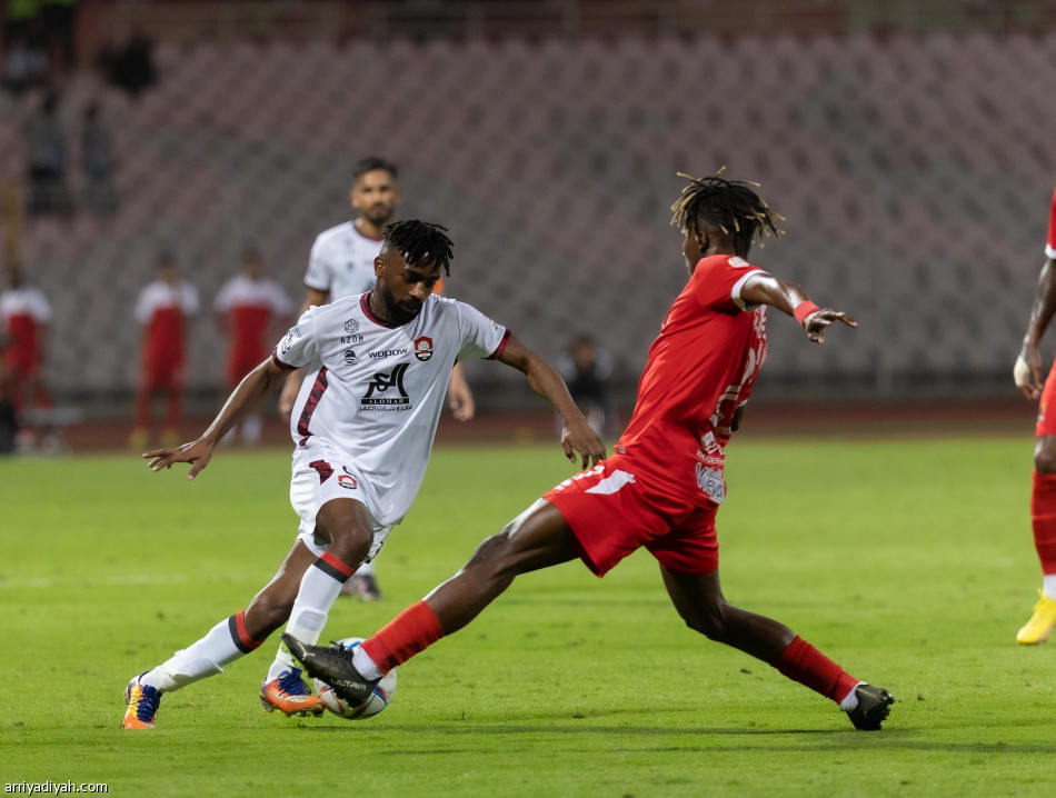 الوحدة يحبط الرائد بالتعادل