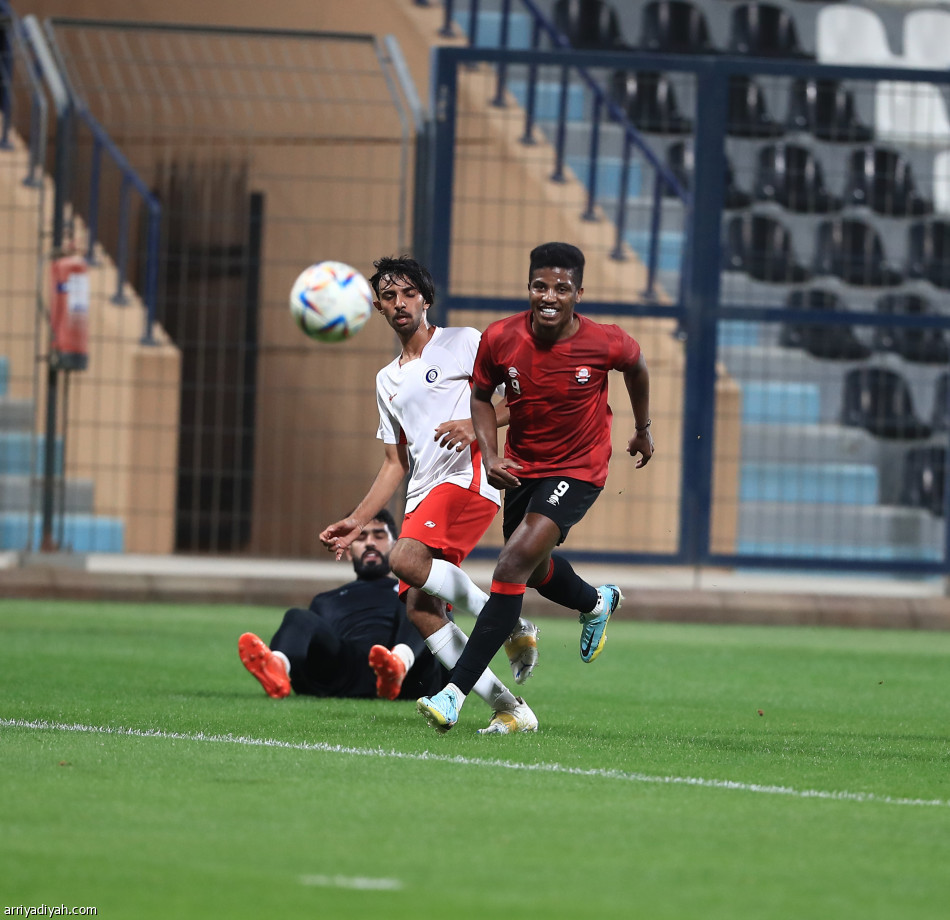 تجريبيا.. الرائد يكتسح الهلالية برباعية