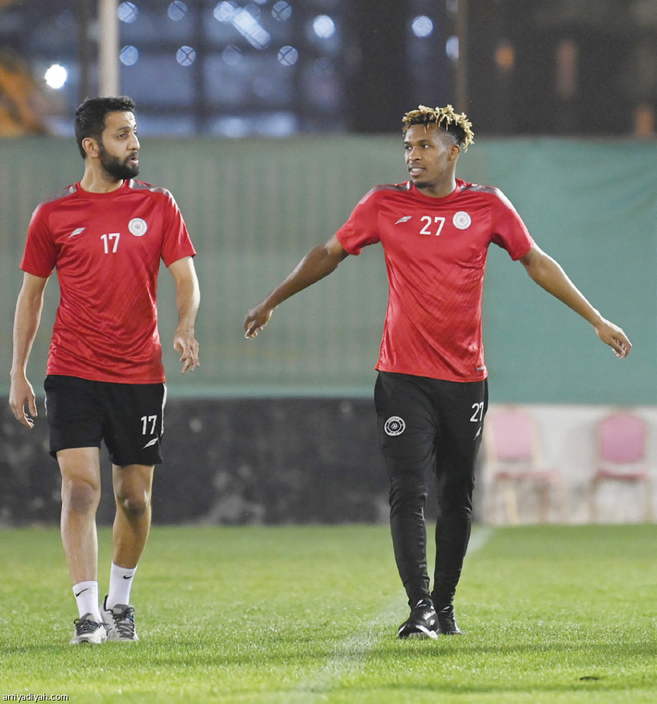 أمام الجزيرة..
«الليث» يطارد سابقة تاريخية