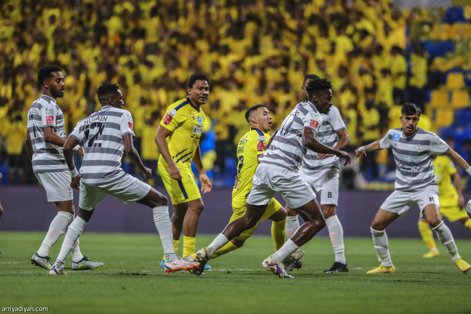 التعاون يجدد جراح الطائي