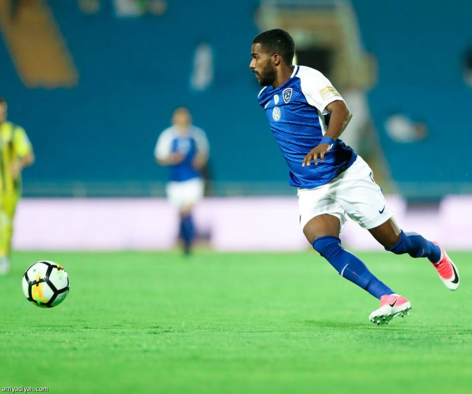 العابد وميليسي يضعان الهلال في 