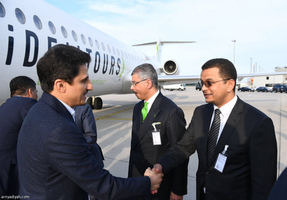 الأخضر يصل إلى كولونيا الألمانية